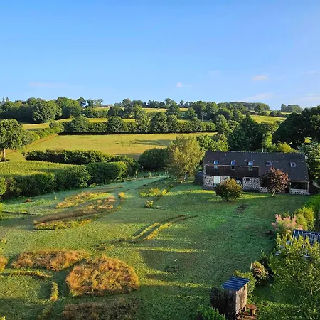 Bed & Breakfast Sejour Bien-etre Et Saveurs Bio, Au Calme Avec Vue Sur La Vallee, Pres Du Mont Saint Michel