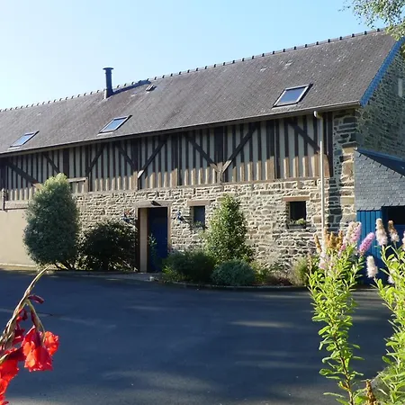 Sejour Bien-etre Et Saveurs Bio, Au Calme Avec Vue Sur La Vallee, Pres Du Mont Saint Michel * Braffais